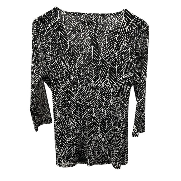 Coldwater Creek Womens Black White Leaf Print Wrap Top Sz Medium - Picture 2 of 9